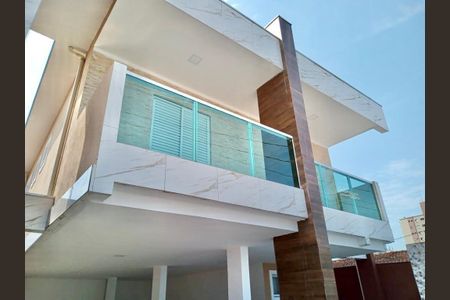 16_photo/94ce1dd557.589b6d9b0b411b9f-ATLAS-60d45bf8-6ab3-42aa-8e4d-d3fa376d270f.jpg de casa à venda com 2 quartos, 48m² em Aviação, Praia Grande