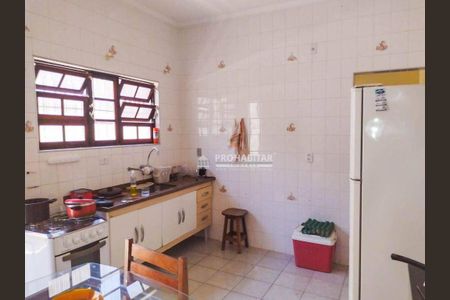 2_photo/94ce1dd5b3.e78a3bff2ad56a74-ATLAS-9a20cc2c-8df7-4d88-b60b-5d5a30b834e9.jpg de casa à venda com 2 quartos, 100m² em Aviação, Praia Grande