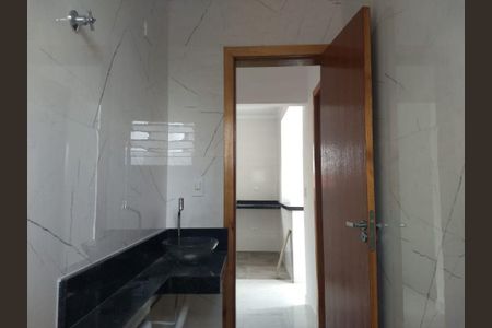 5_photo/94ce1dd5b5.1bb529b01f5e602e-ATLAS-8afac3b6-2db9-4e93-8c0f-a96b6c80b8fa.jpg de casa à venda com 2 quartos, 64m² em Aviação, Praia Grande