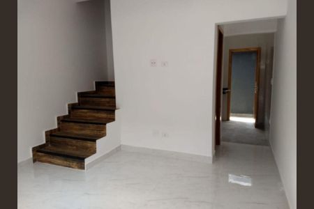 11_photo/94ce1dd5b5.1bb529b01f5e602e-ATLAS-9887cef7-090b-45b6-8d2c-d58032174ba7.jpg de casa à venda com 2 quartos, 64m² em Aviação, Praia Grande