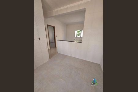 4_photo/94ce1dd5b5.357de1f0581b756f-ATLAS-387e7d7c-9617-43fa-bb62-eb69a232dfbe.jpg de casa à venda com 2 quartos, 65m² em Aviação, Praia Grande