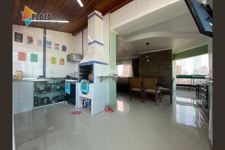 4_photo/94ce1e5525.e2e7de52fee32fde-ATLAS-dca1a4a2-c432-41d4-a8c5-92888b3deb01.jpg de apartamento à venda com 3 quartos, 176m² em Cidade Ocian, Praia Grande