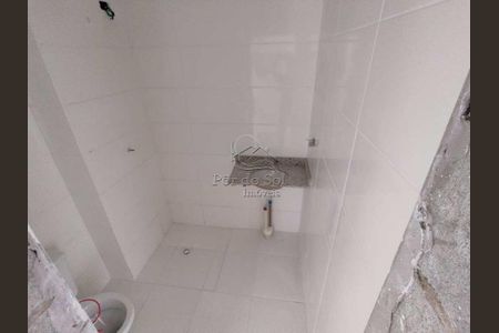 5_photo/94ce1e55cf.77558f45040bf9e2-ATLAS-9e5f0831-406b-4711-8a00-30c8c060e3cb.jpg de apartamento à venda com 2 quartos, 70m² em Cidade Ocian, Praia Grande