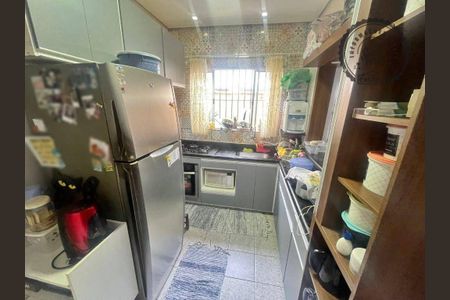 5_photo/94ce1e55e3.1c5845dead7872b3-ATLAS-81ddd6fb-8db7-419a-9e24-24bfaa0a1db8.jpg de casa para alugar com 2 quartos, 91m² em Vila Assuncao, Praia Grande