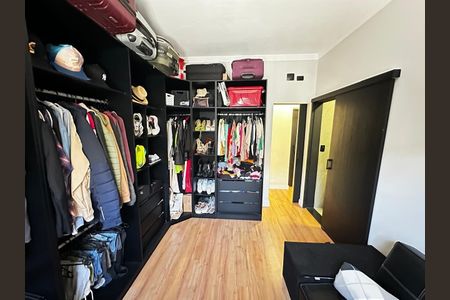 11_photo/94ce1e5637.833a42e394c467a8-ATLAS-5a632bea-461f-4634-9802-7c9d61e7d942.jpg de casa à venda com 3 quartos, 165m² em Vila Assuncao, Praia Grande