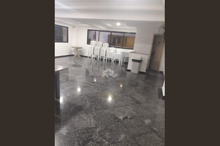 7_photo/94ce1e5647.450fb3d6b743b5bf-ATLAS-e7616ae9-33cd-4427-b155-3c3ce2926678.jpg de apartamento à venda com 1 quarto, 60m² em Vila Assuncao, Praia Grande