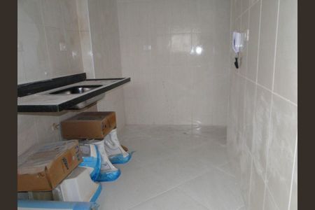 2_photo/94ce1e565b.f733d836aa5f2faa-ATLAS-06f4c048-01ba-46ed-ab47-2902b2cd4711.jpg de apartamento à venda com 2 quartos, 74m² em Vila Assuncao, Praia Grande