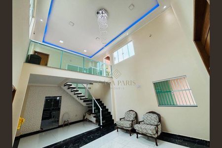 5_photo/94ce1e567b.92bd7eb76981e119-ATLAS-cbf80841-4009-4534-92f2-0cc7cebe21f1.jpg de casa à venda com 3 quartos, 200m² em Vila Assuncao, Praia Grande