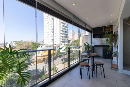 9_photo/94ce1e5689.a2b8f54a940e30b9-ATLAS-5342dc5f-3c85-4197-99d6-1fd087a878cd.jpg de apartamento à venda com 2 quartos, 64m² em Vila Assuncao, Praia Grande