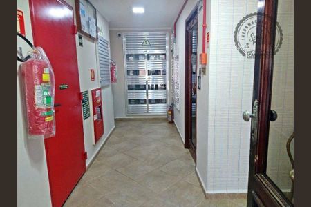 6_photo/94ce1e57bb.1b2e7a8acb5b0497-ATLAS-730b8dd0-cfcd-4284-a344-6581d29861b2.jpg de apartamento à venda com 2 quartos, 90m² em Vila Assuncao, Praia Grande