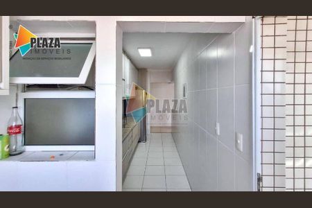 4_photo/94ce1e57cb.3a6e6196bc5adc52-ATLAS-5b347923-9f14-4d5f-92f2-e7cb9ec36c24.jpg de apartamento à venda com 3 quartos, 100m² em Vila Assuncao, Praia Grande