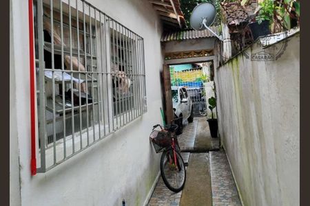 9_photo/94ce1e57e9.64ac2371dd04f17e-ATLAS-b6a41f3b-cafb-4df5-8877-6d0cd24b88f2.jpg de casa à venda com 2 quartos, 66m² em Vila Assuncao, Praia Grande