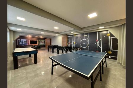 26_photo/94ce1e57f5.13f6dd45793634ce-ATLAS-e668d8f5-536e-4b2d-8fda-dc208f05e662.jpg de apartamento à venda com 2 quartos, 70m² em Vila Tupi, Praia Grande