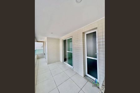 7_photo/94ce1e57f5.bf3eeec4bac50613-ATLAS-1e2e91bc-d07c-4896-8737-ae61e4007b8a.jpg de apartamento à venda com 2 quartos, 71m² em Vila Tupi, Praia Grande