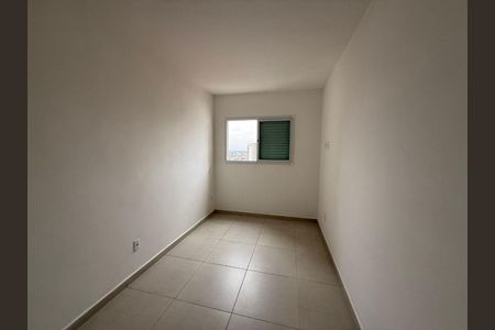 6_photo/94ce1e57f5.e50c2d340bd1475a-ATLAS-c40d3469-703e-4c31-a68e-27e2ca4ef97d.jpg de apartamento à venda com 2 quartos, 71m² em Vila Tupi, Praia Grande