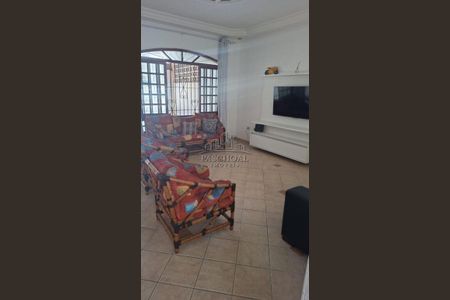 4_photo/94ce1e57fd.dc7b031a1d7e8bb1-ATLAS-f8617be2-5dfa-4e93-9bf2-39e6b03a3607.jpg de casa para alugar com 3 quartos, 150m² em Vila Assuncao, Praia Grande