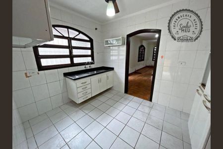 2_photo/94ce1e582f.8d9d2e8c4e07ca84-ATLAS-0b4ce27c-c230-4bec-be17-5433e39f52b3.jpg de casa à venda com 2 quartos, 129m² em Vila Assuncao, Praia Grande