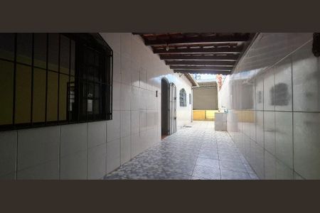 26_photo/94ce1e582f.8d9d2e8c4e07ca84-ATLAS-26be1f61-b3f1-4ba4-b66b-e6521e34f46b.jpg de casa à venda com 2 quartos, 130m² em Vila Assuncao, Praia Grande