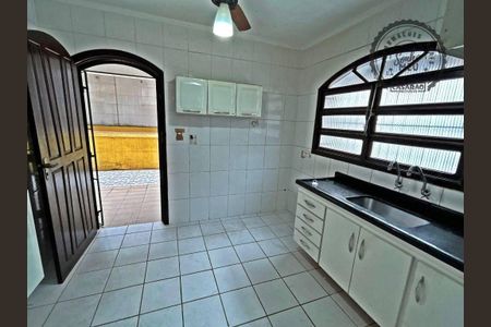 7_photo/94ce1e582f.8d9d2e8c4e07ca84-ATLAS-36200859-5464-4699-8a88-91d322cb6d9e.jpg de casa à venda com 2 quartos, 129m² em Vila Assuncao, Praia Grande