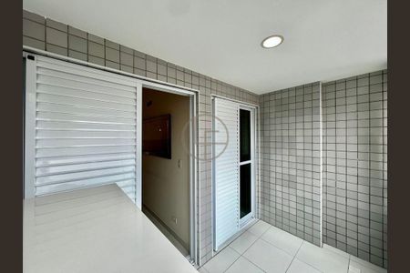 21_photo/94ce1e5835.0a0f355db79e2011-ATLAS-67f08d76-ca1f-4cf1-9265-05b9062d747f.jpg de apartamento à venda com 2 quartos, 100m² em Vila Assuncao, Praia Grande