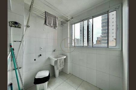 13_photo/94ce1e5835.0a0f355db79e2011-ATLAS-bfb65913-37e0-4aca-935f-74477e8069e6.jpg de apartamento à venda com 2 quartos, 100m² em Vila Assuncao, Praia Grande