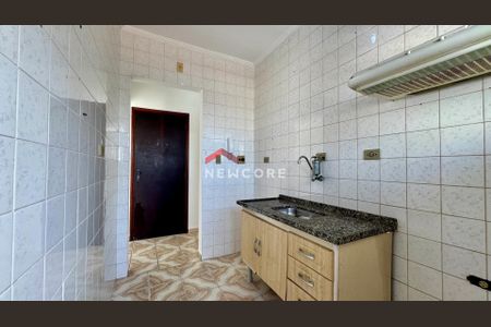 8_photo/94ce1e5861.5201f2b37237fe26-ATLAS-c30de816-2a8e-45b0-9a50-7ee4f9164deb.jpg de apartamento à venda com 1 quarto, 40m² em Vila Tupi, Praia Grande