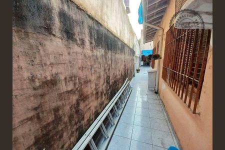 8_photo/94ce1e5879.cb4a3f4e1d4d223a-ATLAS-75c5f20b-6da4-421a-8eeb-a54053397d27.jpg de casa à venda com 3 quartos, 75m² em Vila Tupi, Praia Grande