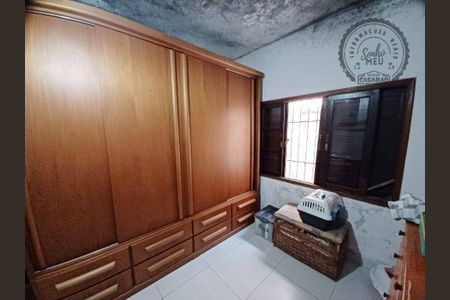 5_photo/94ce1e5879.cb4a3f4e1d4d223a-ATLAS-964d4eef-5d5a-40f6-a884-df919efb2c1d.jpg de casa à venda com 3 quartos, 75m² em Vila Tupi, Praia Grande