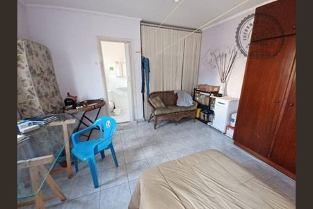 5_photo/94ce1e5879.cb4a3f4e1d4d223a-ATLAS-ef628b30-dc09-45bc-bfab-7c2c33a3f884.jpg de casa à venda com 3 quartos, 75m² em Vila Tupi, Praia Grande