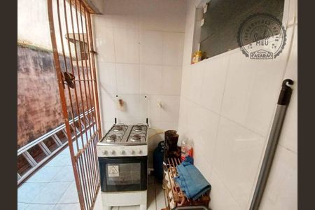 6_photo/94ce1e5879.cb4a3f4e1d4d223a-ATLAS-f3d02ceb-c860-46fc-8dc5-cd4e55a9d0d1.jpg de casa à venda com 3 quartos, 75m² em Vila Tupi, Praia Grande