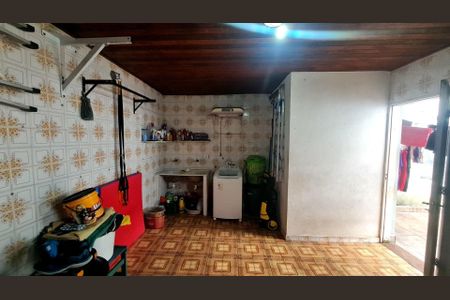 8_photo/94ce1e587f.8cbbc6e43ead3576-ATLAS-630da9c2-c2c7-46df-a073-d67500d4deee.jpg de casa à venda com 3 quartos, 195m² em Vila Tupi, Praia Grande