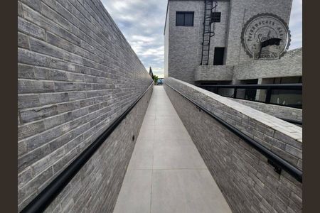 4_photo/94ce1e58a7.8f3ee4352db9c032-ATLAS-e7ee5766-3965-4e4e-b1de-a02dd8438651.jpg de apartamento à venda com 2 quartos, 56m² em Vila Tupi, Praia Grande