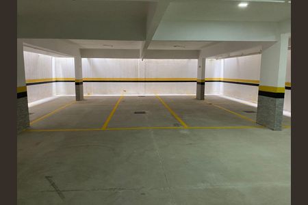 7_photo/94ce1e58a7.cc781e5ec7c5d374-ATLAS-28e8ebf6-93c0-4055-b3de-7569064bbd3b.jpg de apartamento à venda com 2 quartos, 58m² em Vila Tupi, Praia Grande