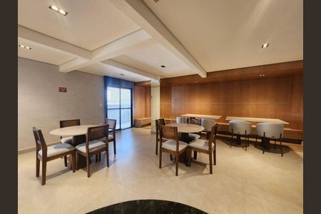 6_photo/94ce1e58a7.cfadbb4e2fdb74e2-ATLAS-6d9c025f-6979-4828-bf0c-2983afda9f71.jpg de apartamento à venda com 2 quartos, 56m² em Vila Tupi, Praia Grande