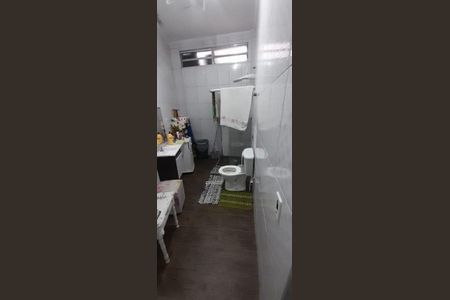 9_photo/94ce1e58bb.2d257ce0050a8e83-ATLAS-534b70ae-e46f-4646-8bfe-7684ea14c180.jpg de casa à venda com 2 quartos, 107m² em Vila Tupi, Praia Grande