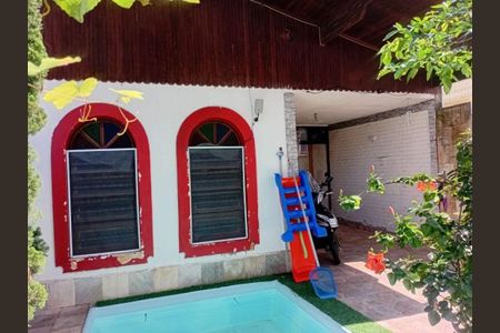 5_photo/94ce1e58bb.2d257ce0050a8e83-ATLAS-554f742a-412e-44ff-81d8-e714f49e2b07.jpg de casa à venda com 2 quartos, 107m² em Vila Tupi, Praia Grande