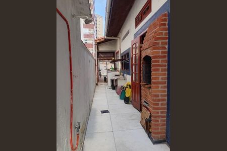 2_photo/94ce1e58bb.2d257ce0050a8e83-ATLAS-9159095d-57f2-4231-9a52-40bc1bcaf5e3.jpg de casa à venda com 2 quartos, 107m² em Vila Tupi, Praia Grande