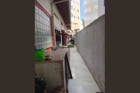 12_photo/94ce1e58bf.3dea3cab82053bf3-ATLAS-375e130d-a9ce-4b12-8f3b-b2a0fa42e286.jpg de casa à venda com 3 quartos, 107m² em Vila Tupi, Praia Grande