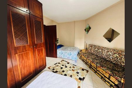 4_photo/94ce1e58ef.5fdd0c99c4ca6ed6-ATLAS-70ef8ba3-eb83-47ad-87f1-484dcbf66f4e.jpg de apartamento à venda com 1 quarto, 74m² em Vila Tupi, Praia Grande