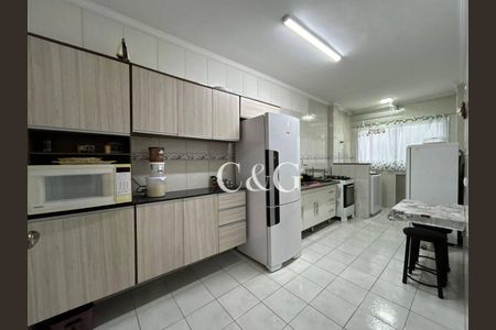 7_photo/94ce1e58f9.95d2806a426d69a4-ATLAS-2a9a7415-01d0-40ec-9dc7-c8f7e6acc84a.jpg de apartamento à venda com 1 quarto, 65m² em Vila Tupi, Praia Grande