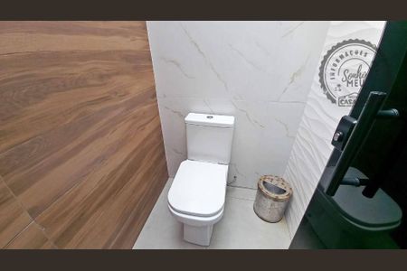 31_photo/94ce1e5997.4cea1a0b3f6bbd2f-ATLAS-de5111fc-1179-42f4-a1d1-6478bdc50f77.jpg de casa à venda com 8 quartos, 750m² em Vila Assuncao, Praia Grande