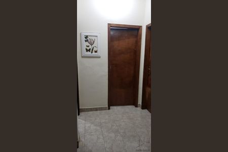 5_photo/94ce1e599f.59b9fa3339c8dcb8-ATLAS-5cf17662-d02d-4086-bfa1-fd3a893703fc.jpg de apartamento à venda com 1 quarto, 60m² em Vila Assuncao, Praia Grande