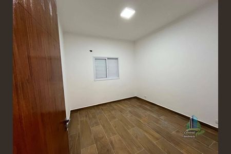 3_photo/94ce1e59d3.c4a86b3c211625c7-ATLAS-1bc4c7c3-9d49-43e8-a392-da7497fe8d36.jpg de casa à venda com 2 quartos, 87m² em Vila Assuncao, Praia Grande