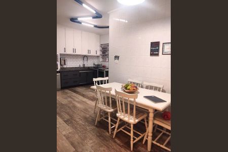 6_photo/94ce1e59d9.d4718295b5ee51dd-ATLAS-d68bf2b2-3300-4c2c-8507-e9b7dd69f0b4.jpg de apartamento à venda com 3 quartos, 136m² em Vila Assuncao, Praia Grande