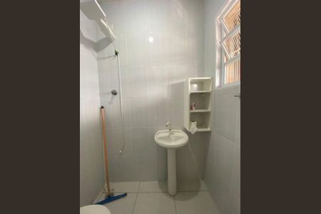 5_photo/94ce1e5e45.42fc04046762a4be-ATLAS-82ea2e1b-d6fc-4bf5-b4ad-183f007879ba.jpg de casa à venda com 3 quartos, 100m² em Vila Tupi, Praia Grande