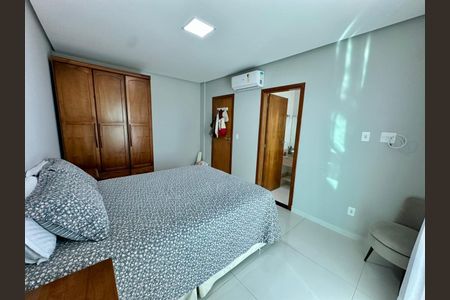 49_photo/94ce1e5e45.6cfae7307d3dcc57-ATLAS-867f3cdc-5714-4445-852c-3a5dfc125cae.jpg de apartamento à venda com 4 quartos, 290m² em Vila Tupi, Praia Grande