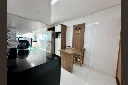 27_photo/94ce1e5e45.6cfae7307d3dcc57-ATLAS-f4b232e8-70e2-4fcc-aeef-22353ad7273a.jpg de apartamento à venda com 4 quartos, 290m² em Vila Tupi, Praia Grande