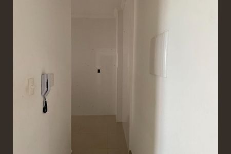 19_photo/94ce1e5e53.818481331107bd61-ATLAS-cdc8da2a-bab5-4a3b-9110-17ebeab4ced8.jpg de apartamento à venda com 2 quartos, 95m² em Vila Tupi, Praia Grande