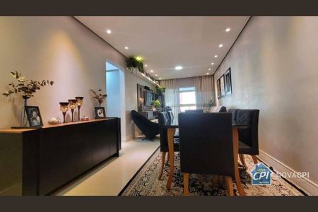 3_photo/94ce1e5e57.73428056d3ff43af-ATLAS-7d5c12c9-3587-4bdb-906e-e734736599c2.jpg de apartamento à venda com 3 quartos, 105m² em Vila Tupi, Praia Grande