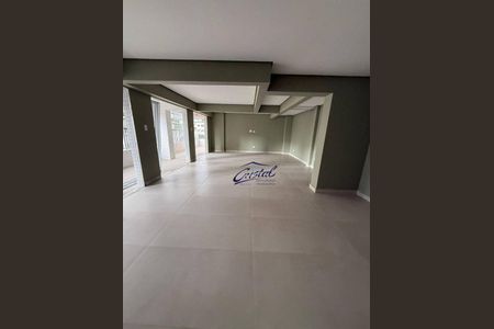 21_photo/94ce1e5ec3.414eddff0e93b6e5-ATLAS-fa190235-d56f-4d32-8d6b-2b5be747e6c7.jpg de apartamento à venda com 2 quartos, 76m² em Vila Tupi, Praia Grande